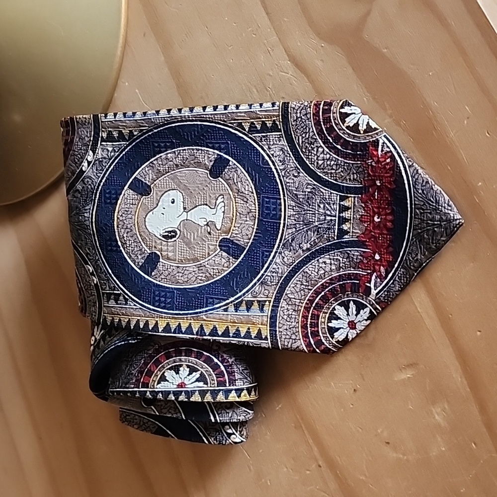 Vintage 1958 SNOOPY tie by United Feature  Syndicate Inc.